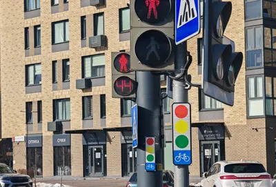 Так нужно спешиваться с велосипеда на пешеходном переходе в Беларуси или нет?